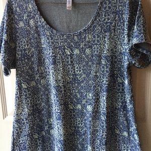 LuLaRoe Classic T